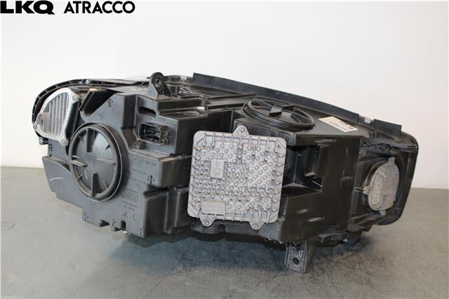 Frontlykt venstre halogen til BMW X5 2013-2018 (F15) (F15) (63117442647|)