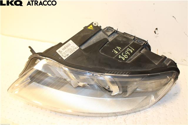 Frontlykt venstre halogen til Audi A6 2008-2011 (Type III, Fase 2) (C6) (C6) (4F0941029AK|)