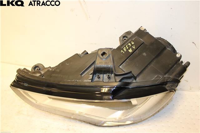Frontlykt venstre halogen til Audi A3 2009-2012 (Type II, Fase 2) (8V0941043|)