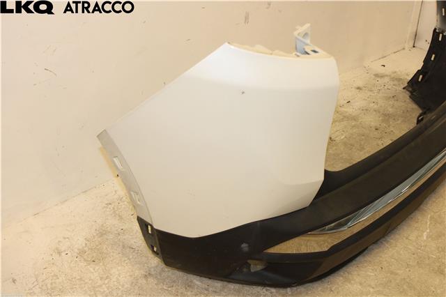 Støtfanger bak til Peugeot 3008 2009-2016 (Type I)  (7410JP|)