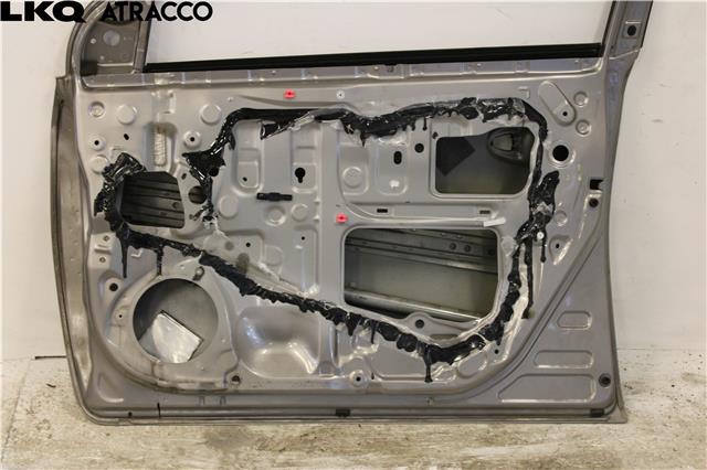 Dør høyre foran til Toyota Auris 2013-2015 (Type II, Fase 1) (6700102300|)
