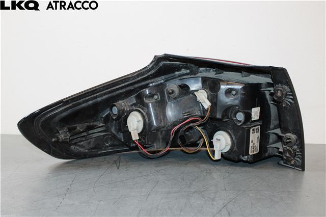 Baklykt høyre til Opel Zafira Tourer 2012-2018  (13386604|)