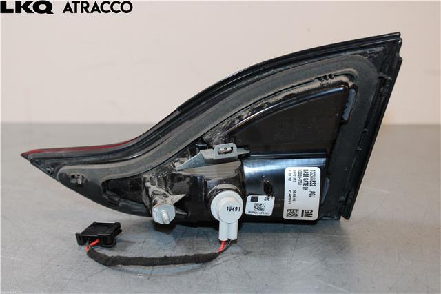 Baklykt venstre indre til Opel Zafira Tourer 2012-2018  (13288832|)
