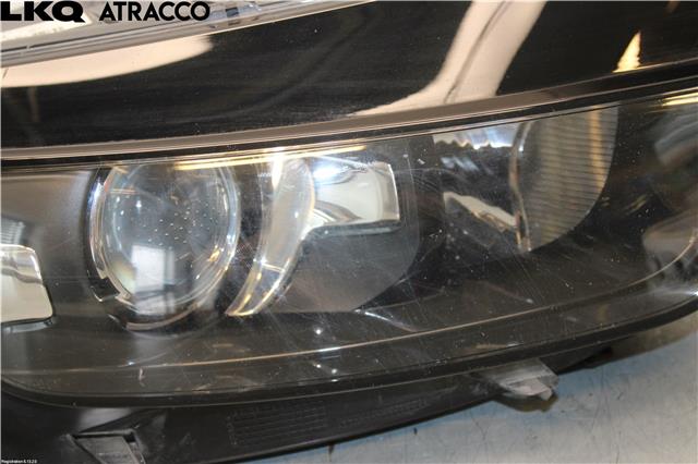 Frontlykt høyre halogen til Citroën C4, Picasso 2013-2018 (Type II)  (9677217480|)