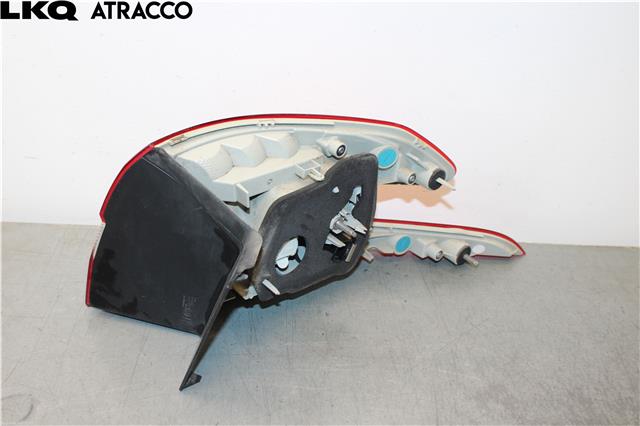 Baklykt venstre til Peugeot 308 2013-2021 (Type II) (9678093980|)
