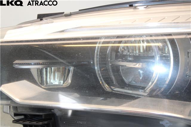 Frontlykt venstre halogen til BMW X5 2013-2018 (F15) (F15) (63117381137|)