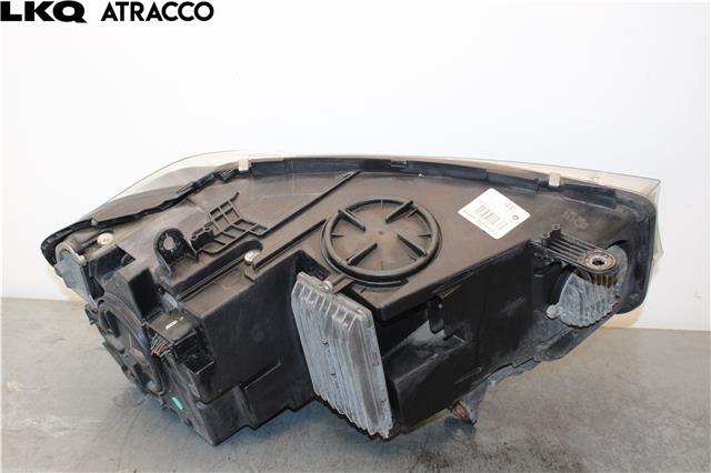 Frontlykt venstre halogen til BMW X5 2013-2018 (F15) (F15) (63117381137|)