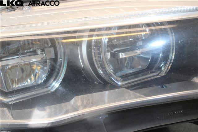 Frontlykt høyre halogen til BMW X5 2013-2018 (F15) (F15) (63117381138|)