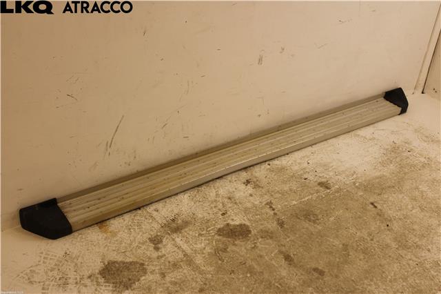 Stigtrinn/stigbrett til VW Amarok 2016-2022 (Type I, Fase 2) (2H0071691B|)