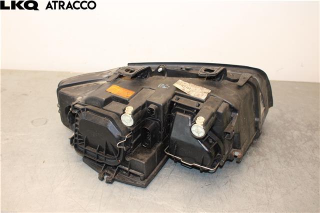 Frontlykt høyre halogen til Audi A4 2001-2004 (Type II) (B6) (B6) (8E0941030T|)
