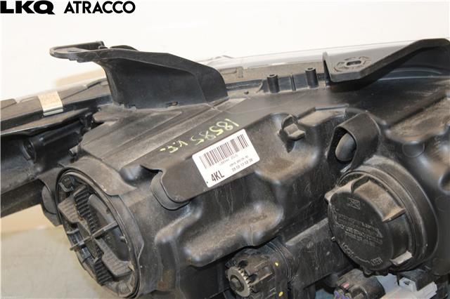 Frontlykt venstre halogen til Mitsubishi Outlander 2015-->> (Type III, Fase 2) (8301C995|)