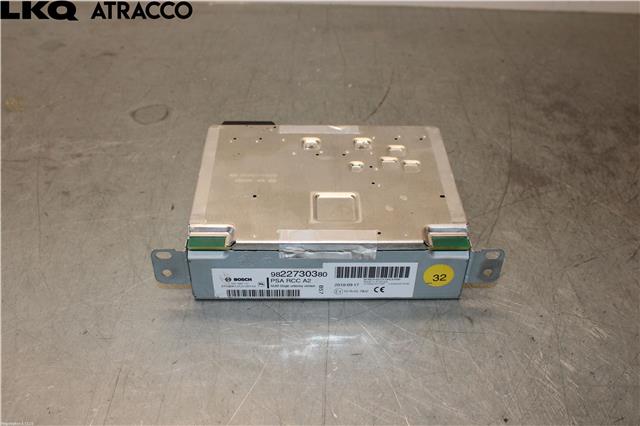 Bilstereo diverse til Citroën Jumpy 2016-->> (Type III) (9822730380|)
