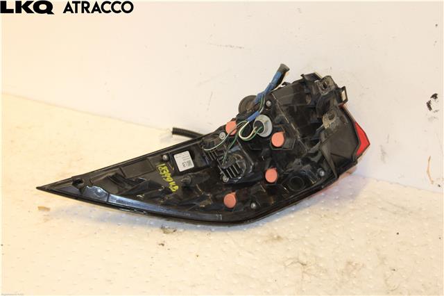 Baklykt venstre til Toyota RAV4 2019-->> (Type V)  (8156142230|)