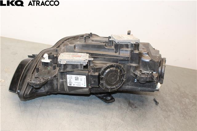Frontlykt venstre halogen til Audi A3 2009-2012 (Type II, Fase 2) (8V0941005|)