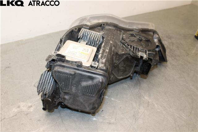 Frontlykt høyre halogen til Audi A1 2010-2014 (Type I, Fase 1)  (8X0941044|)