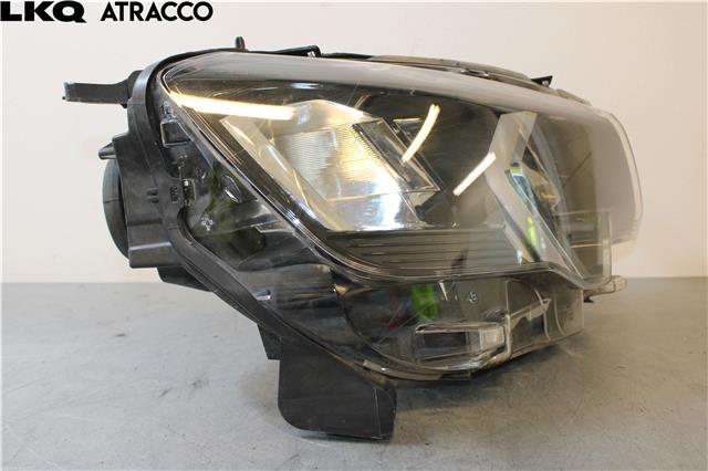 Frontlykt høyre halogen til Peugeot Partner 2019-->> (Type III)  (9816826880|)