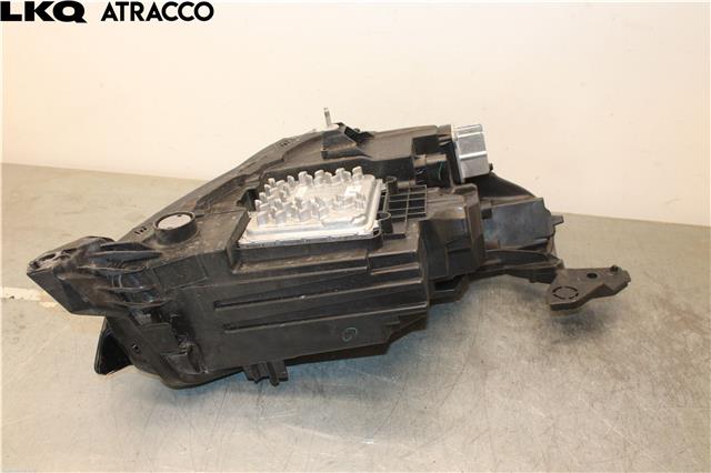 Frontlykt venstre halogen til Opel Corsa F 2019-->>  (1653233280|)