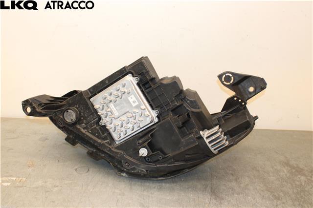 Frontlykt høyre halogen til Opel Corsa F 2019-->>  (9829522580|)