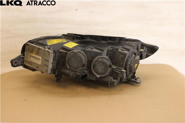 Frontlykt høyre halogen til VW CC 2008-2012 (PASSAT CC) (PASSAT CC) (3C8941006C|)