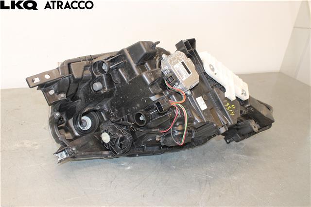 Frontlykt høyre halogen til Nissan Leaf 2011-2017 (Type I)  (260103NA3B|)