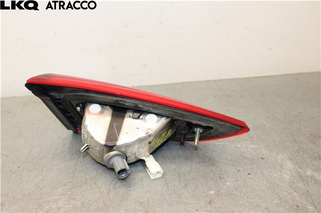 Baklykt høyre indre til Mazda CX-3 2015-2022  (DB3D513F0|)