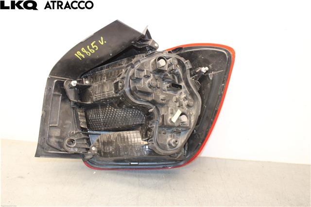 Baklykt venstre til BMW 1-Serie 2011-2015 (Fase 1) (F20/F21) (F20/F21) (63217270095|)