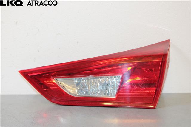 Baklykt høyre indre til Toyota Auris, 2013-2015 (Type II, Fase 1)  (8158102460)
