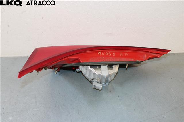 Baklykt høyre indre til Toyota Auris 2013-2015 (Type II, Fase 1)  (8158102460|)