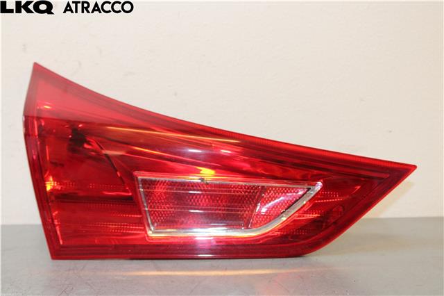 Baklykt venstre indre til Toyota Auris, 2013-2015 (Type II, Fase 1)  (8159102450)