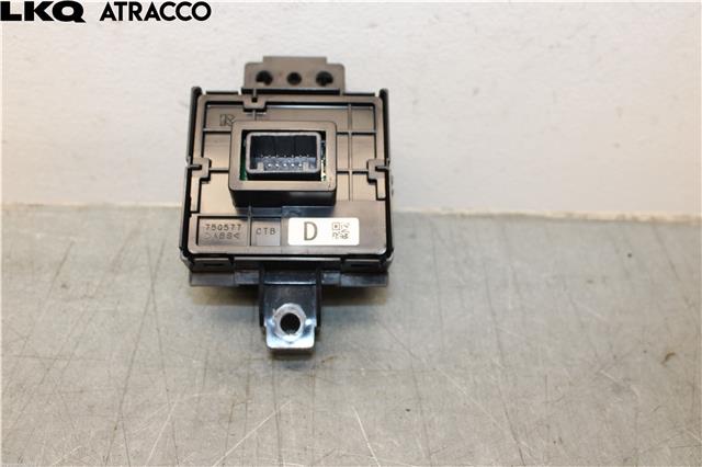 Bryter Antispinn til Toyota bZ4X 2022-->>  (75Q577|)
