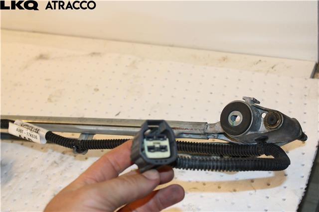 Viskermotor frontrute til Ford C-Max 2010-2015 (Type II, Fase 1) (W16333|)
