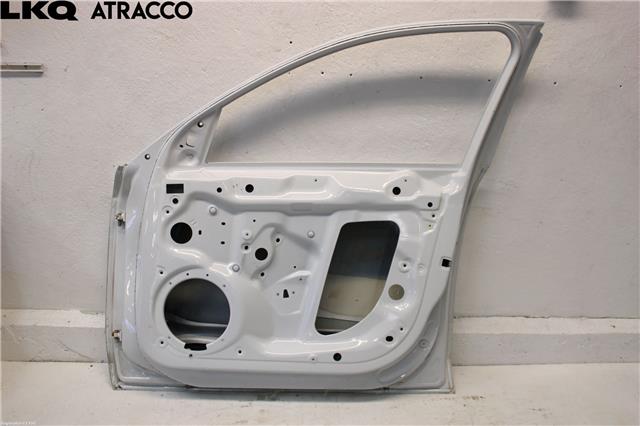 Dør høyre foran til Audi A4 2007-2014 (Type IV) (B8) (B8) (8K0831052J|)