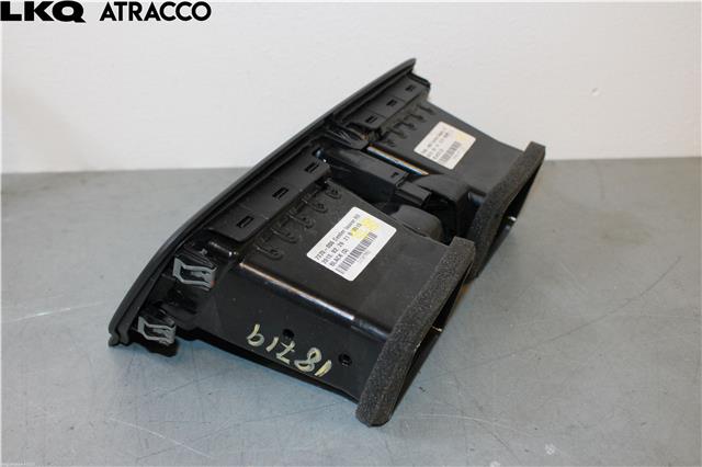 Dashbord friskluftdyse til Volvo V40 2012-2019  (31477349|)