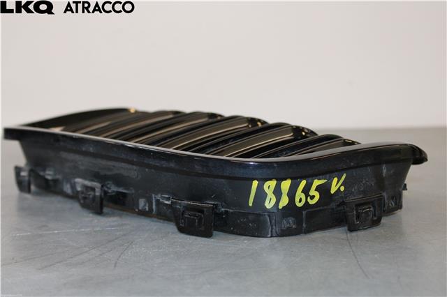 Grill venstre til BMW 1-Serie 2011-2015 (Fase 1) (F20/F21) (F20/F21) (51137324389|)