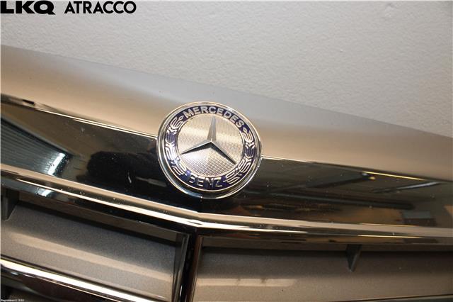 Grill til Mercedes E-Klasse 2006-2009 (Fase 2) (W211) (W211) (A2118800383|)