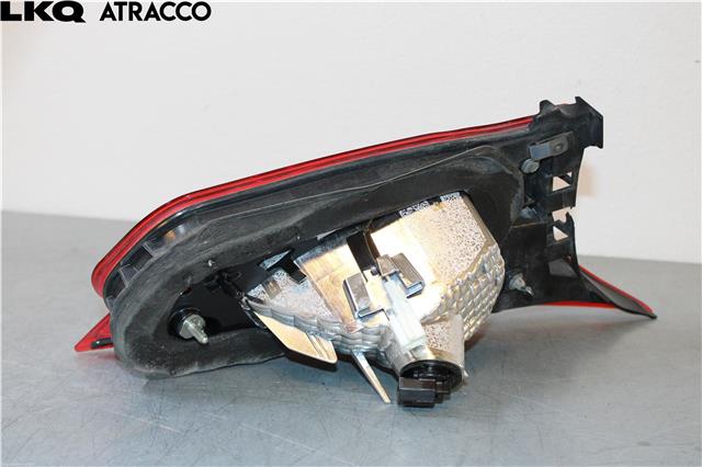 Baklykt høyre indre til Mazda 3 2013-2016 (Type III, Fase 1)  (B45D513F0C|)