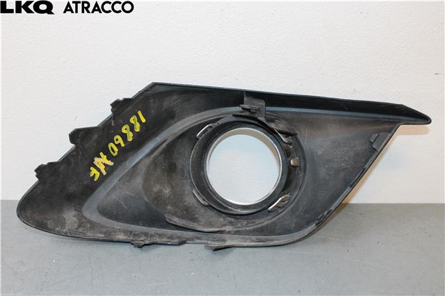 Grill venstre til Mazda 3 2013-2016 (Type III, Fase 1)  (BJE150C21A|)