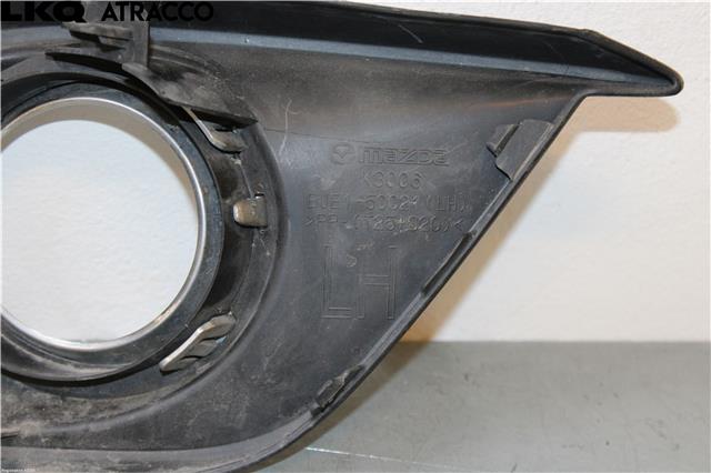 Grill venstre til Mazda 3 2013-2016 (Type III, Fase 1)  (BJE150C21A|)