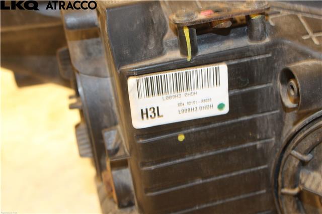 Frontlykt venstre halogen til Hyundai i30 2012-2017 (Type II)  (92101A6100|)