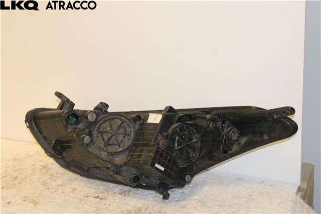 Frontlykt høyre halogen til Hyundai i30 2012-2017 (Type II)  (92102A6100|)