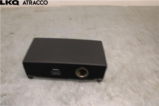 Diverse deler til Volvo V60 / V60 CC 2018-->> (Type II)  (31407038|)