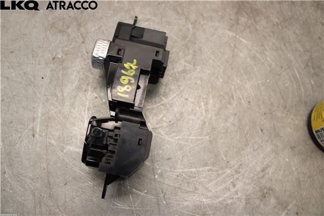 Diverse deler til Volvo V60 / V60 CC 2018-->> (Type II)  (31443818|)