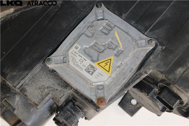 Frontlykt høyre halogen til Kia Sorento 2011-2015 Type II  (921022P110|)