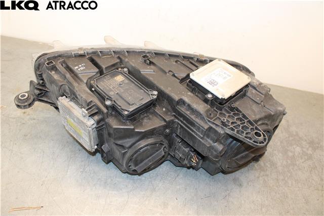 Frontlykt venstre halogen til Škoda Octavia 2013-2016 (Type III, Fase 1) (5E1941017B|)