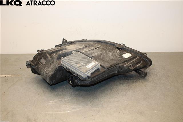 Frontlykt høyre halogen til Tesla Model S 2016-2021 (Fase 2)  (105357500E|)
