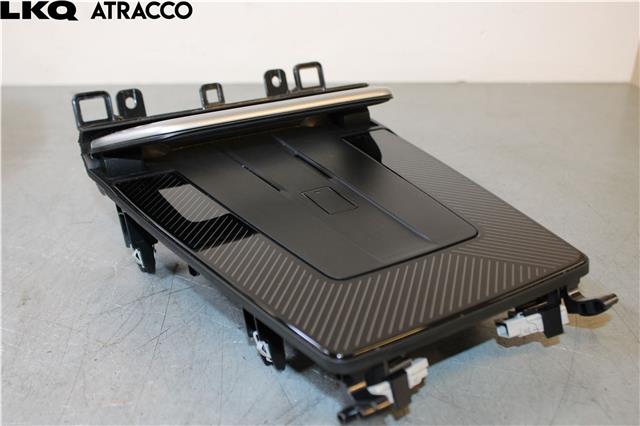 Diverse deler til BMW X1 2022-->> (U11) (U11) (84105B52225|)