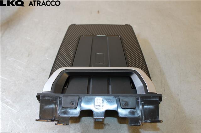 Diverse deler til BMW X1 2022-->> (U11) (U11) (84105B52225|)