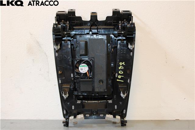 Diverse deler til BMW X1 2022-->> (U11) (U11) (84105B52225|)