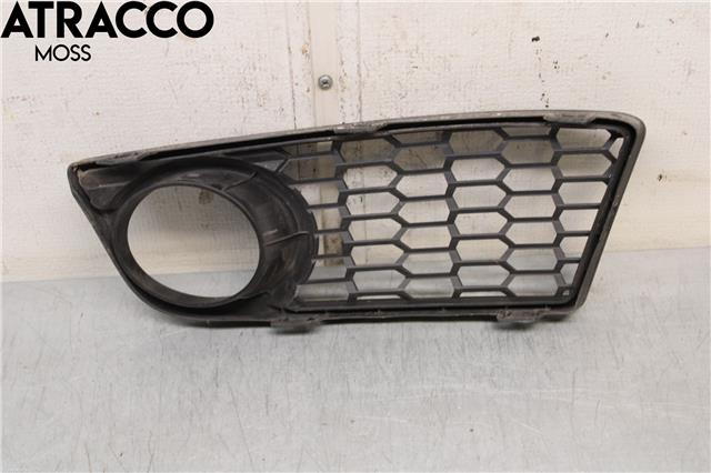 Grill høyre til BMW 1-Serie 2011-2015 (Fase 1) (F20/F21) (F20/F21) (51118048968|)