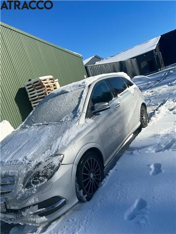 Mercedes B-Klasse 2011-2018 (W246) (W246), Motorkode: EM0004, Girkassekode: Automat
